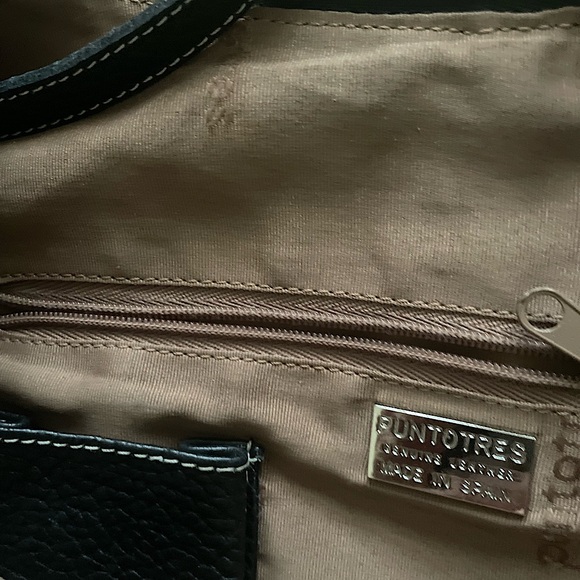 Puntotress Leather Hobo Handbag from Spain - Picture 4 of 5